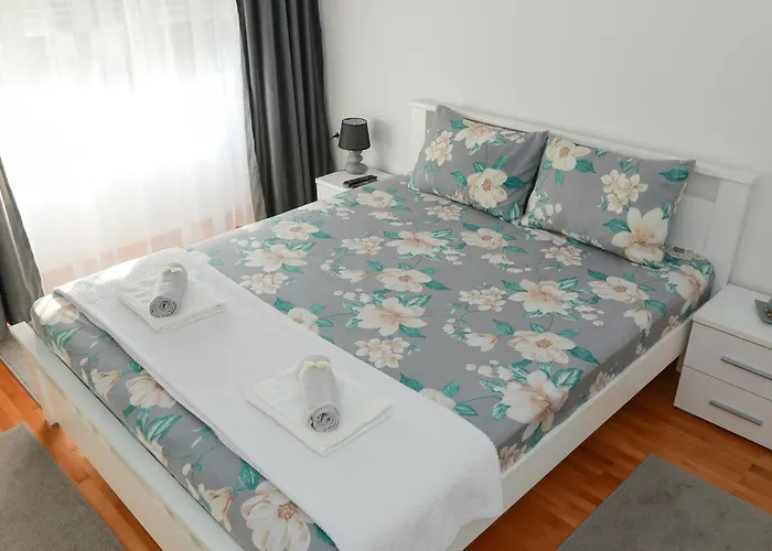 Harmony Апартаменты *